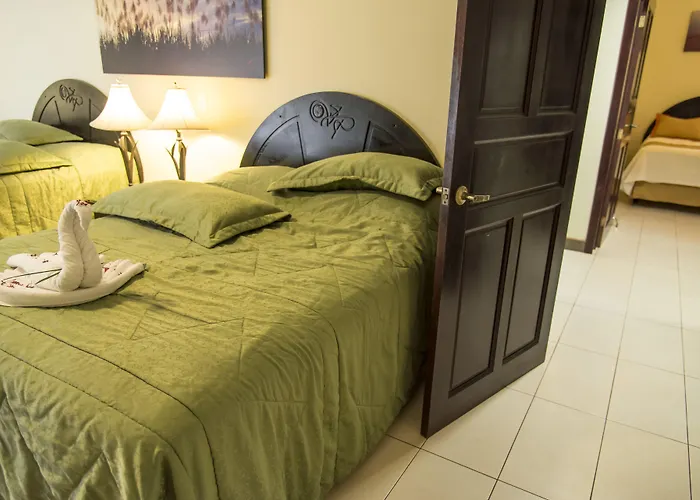 Y Nacazcol Hotel 3*