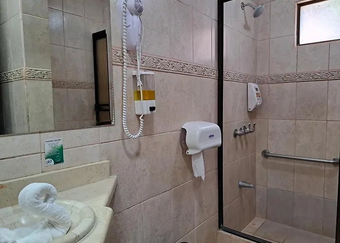 Hotel Y Nacazcol