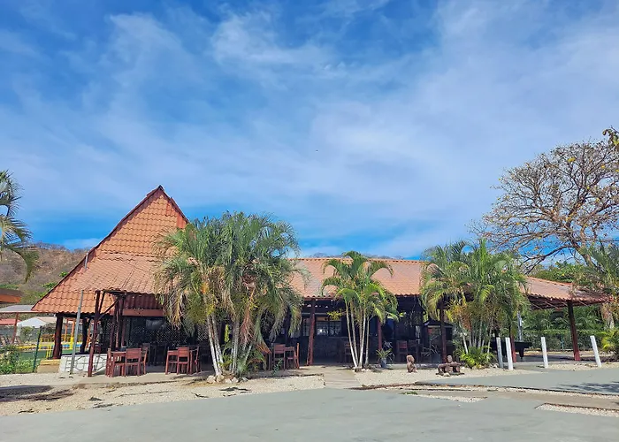 Y Nacazcol Hotel Coco